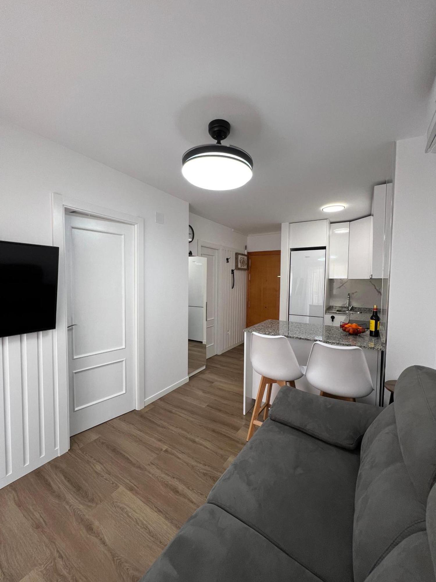 Apartamento Playa Del Cura Торевьиа Экстерьер фото